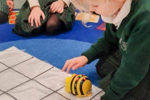 coding-with-beebot
